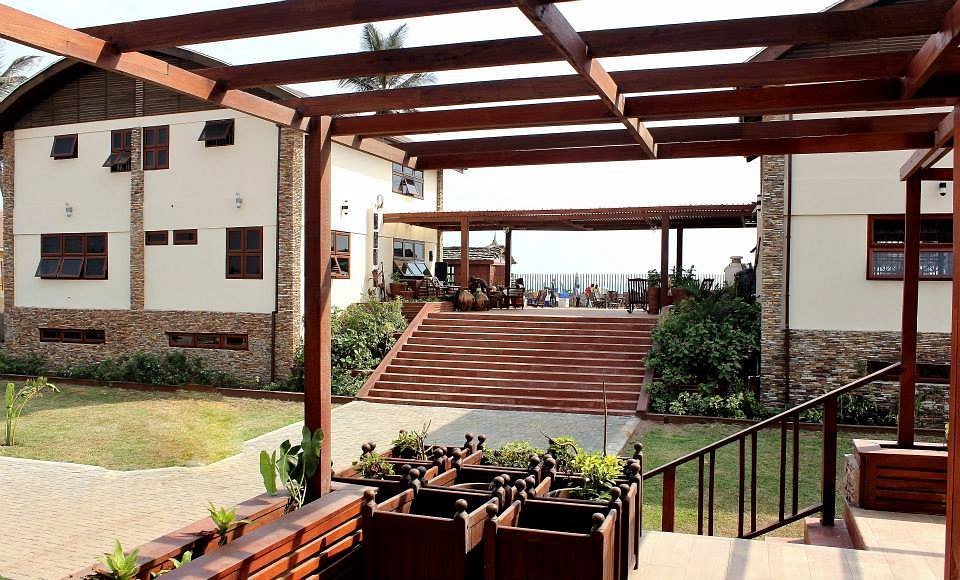 the palms at prampram pergola